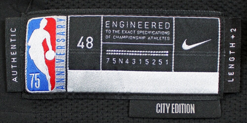 Stephen Curry Signed Warriors Nike Jersey Inscribed "The Goat" (Beckett)