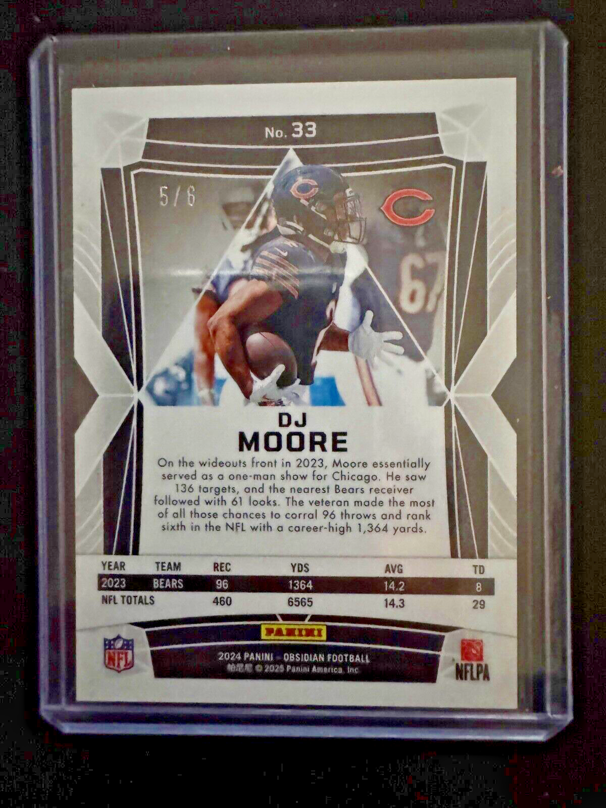 2024 Obsidian Football DJ Moore Green 5/6 SSP Chicago Bears #33