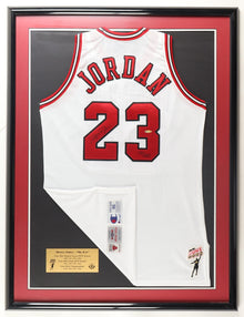 Michael Jordan Signed Mr. June 1995-96 Pro Cut Chicago Bulls Framed Jersey UDA