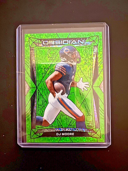 2024 Obsidian Football DJ Moore Green 5/6 SSP Chicago Bears #33