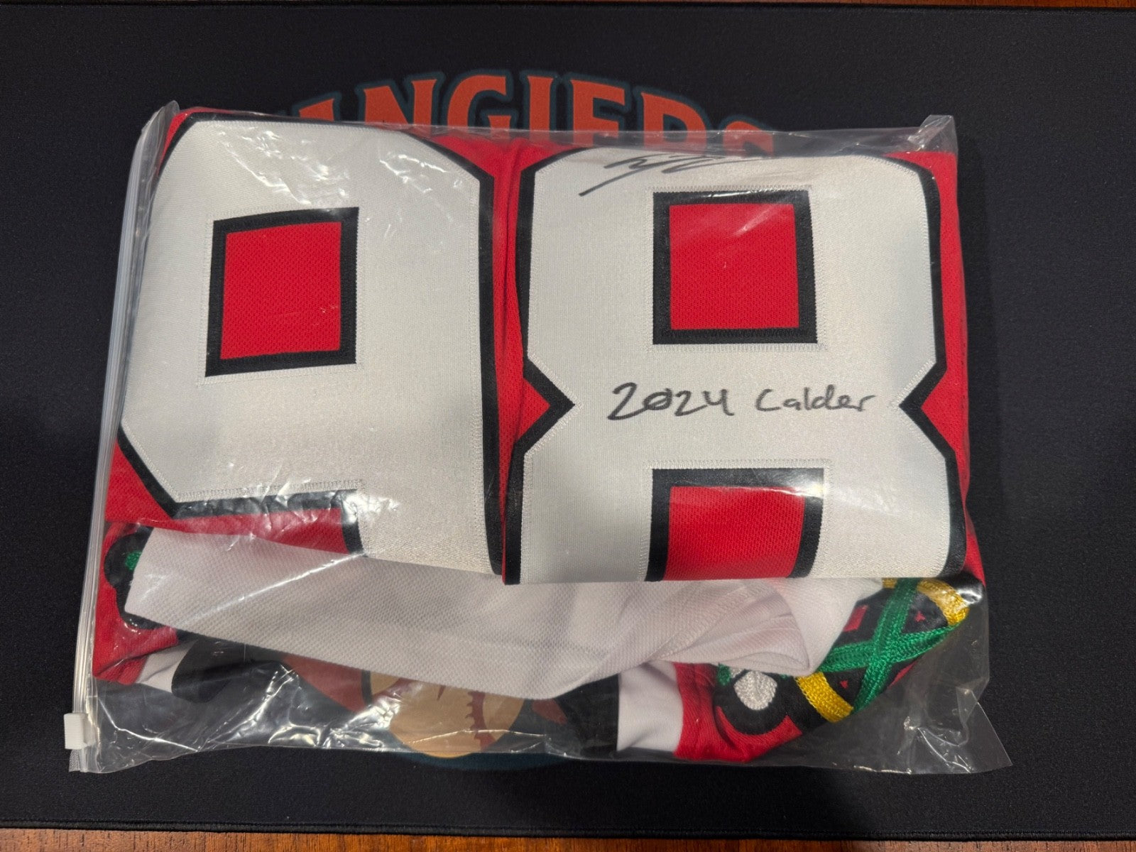 Connor Bedard Signed & Inscribed Rookie Jersey – Limited Edition  8/10 Fanatics