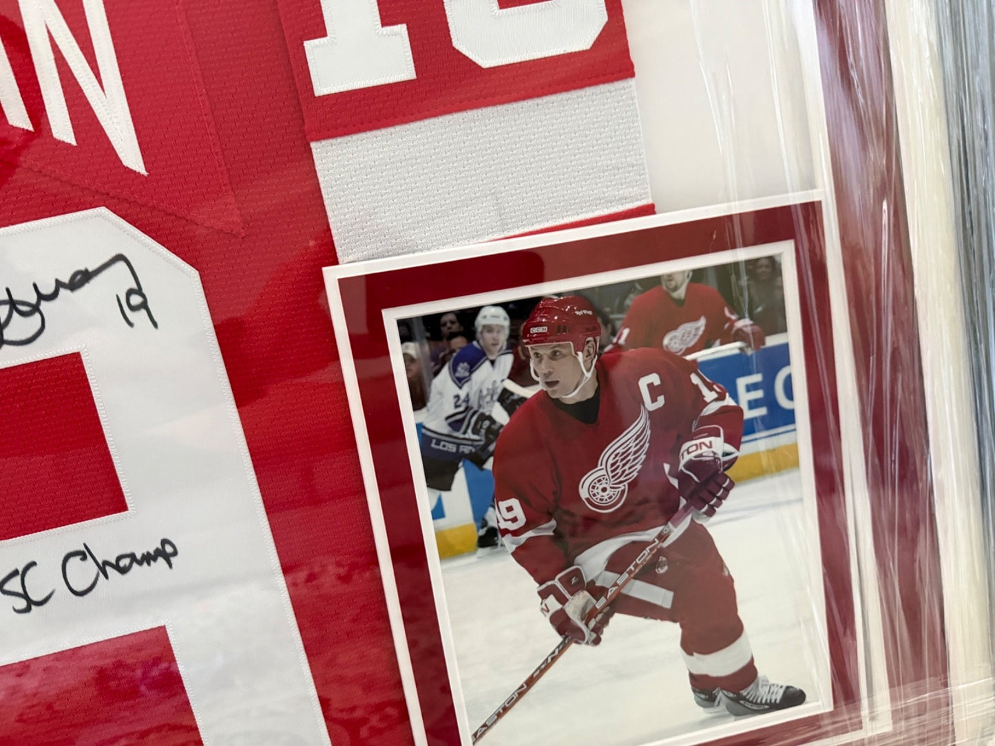Steve Yzerman Signed 1/1 Jersey Framed LE “3x SC Champ / Last to Wear #19” COA