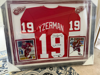 Steve Yzerman Signed 1/1 Jersey Framed LE “3x SC Champ / Last to Wear #19” COA