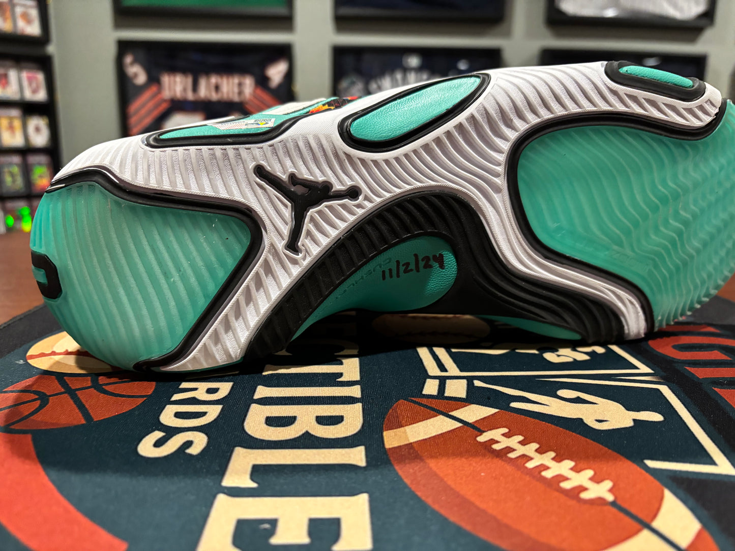 Jayson Tatum Game Worn / Dual Signed / Player Authenticated Sneakers - 11/02/2024 (29 PTS) Fanatics Authentic