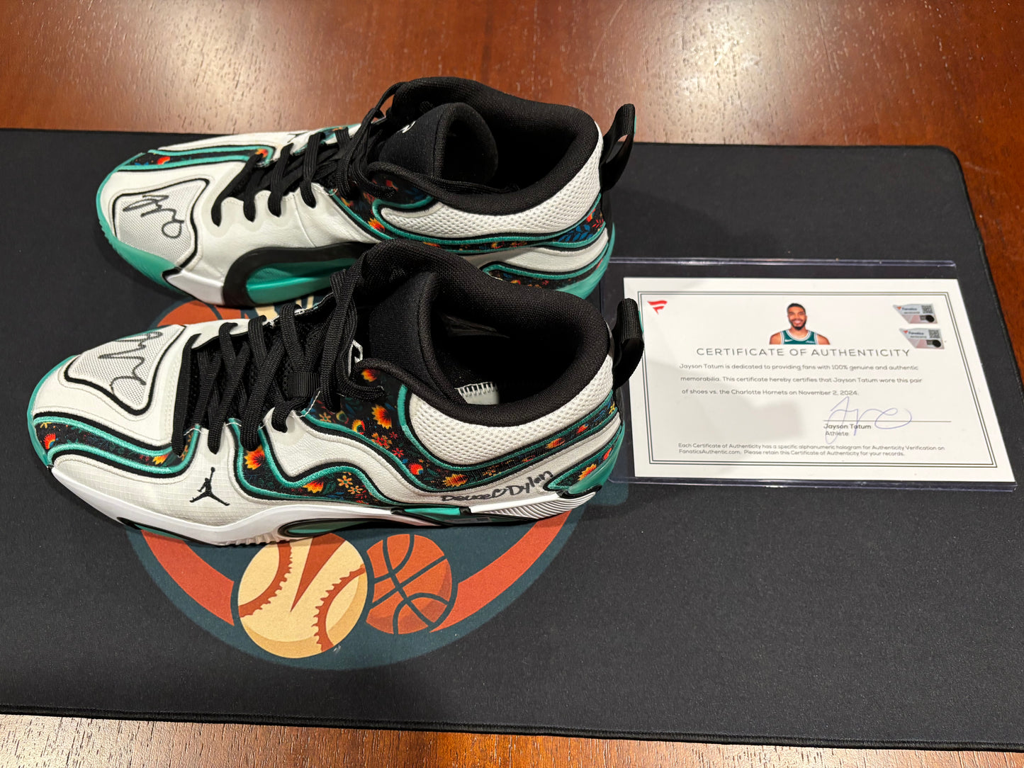 Jayson Tatum Game Worn / Dual Signed / Player Authenticated Sneakers - 11/02/2024 (29 PTS) Fanatics Authentic