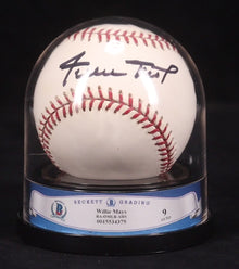 Willie Mays Signed OML Baseball (Beckett Encapsulated | Autograph Graded 9)
